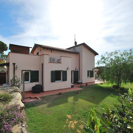 Villetta Ciclamino Casa Alzi Екстериор снимка