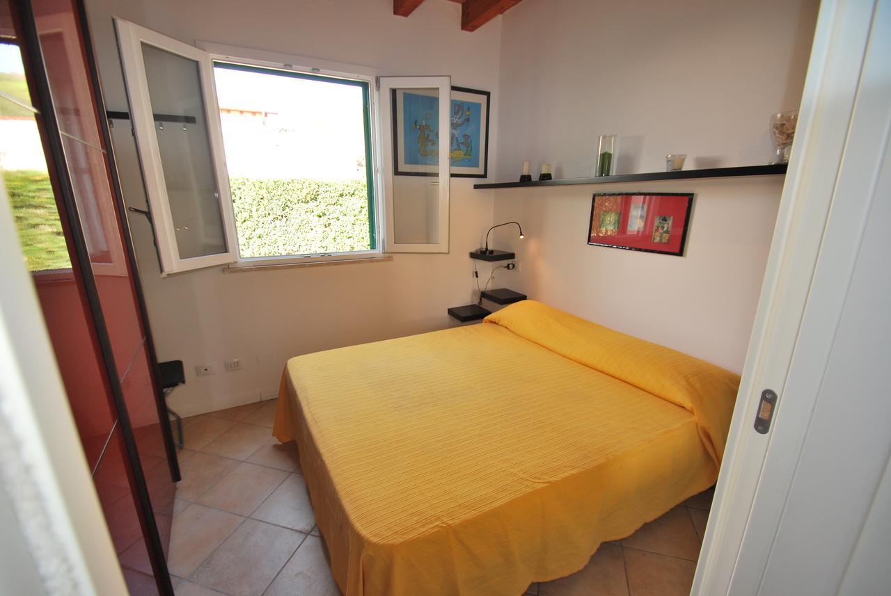 Villetta Ciclamino Casa Alzi Екстериор снимка